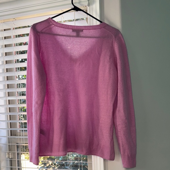 Saks Fifth Avenue Black Label Pink V-Neck Sweater - Picture 3 of 4